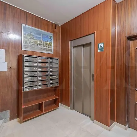 Cosy Flat With Private Balcony - Historic Center By Rems