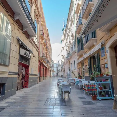 Cosy Flat With Private Balcony - Historic Center By Rems *