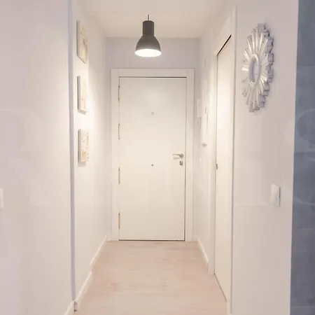 Apartment Cosy Flat With Private Balcony - Historic Center By Rems *