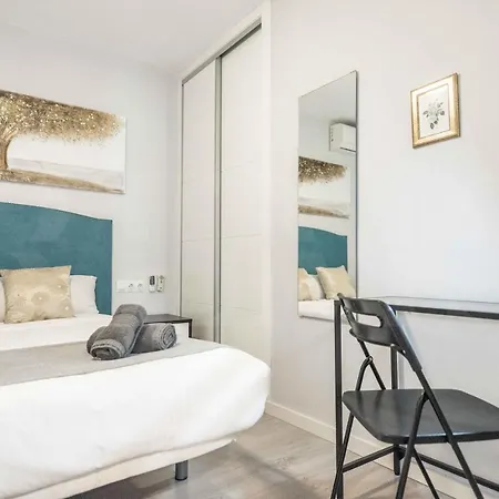 Cosy Flat With Private Balcony - Historic Center By Rems *