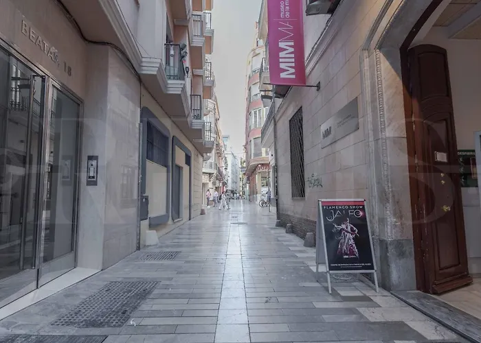 Cosy Flat With Private Balcony - Historic Center By Rems Màlaga